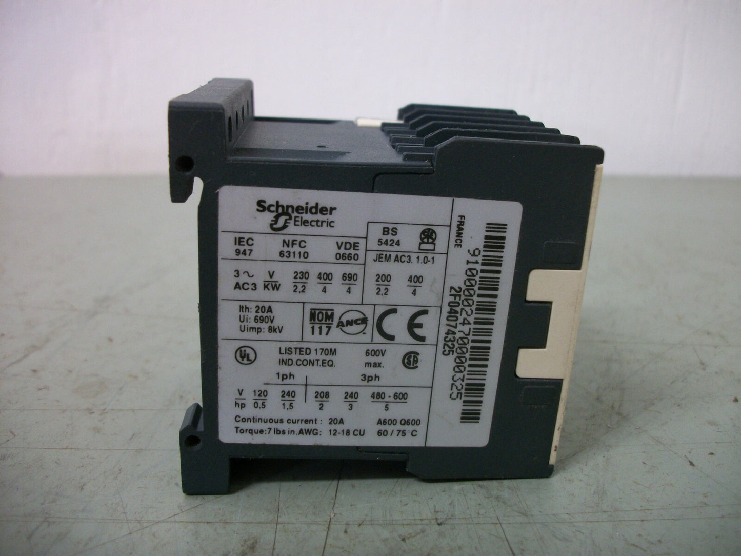 TELEMECANIQUE CONTACTOR LC1K0910B7 20AMP 24VCOIL 3PH 600V 5HP