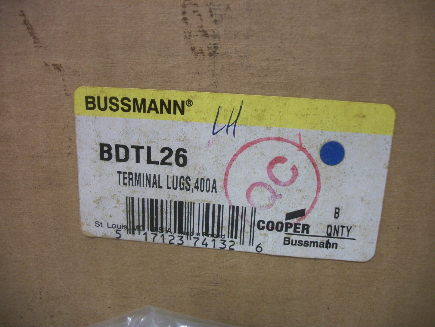 BUSSMANN 400AMP TERMINAL LUGS KIT BDTL26 NIB
