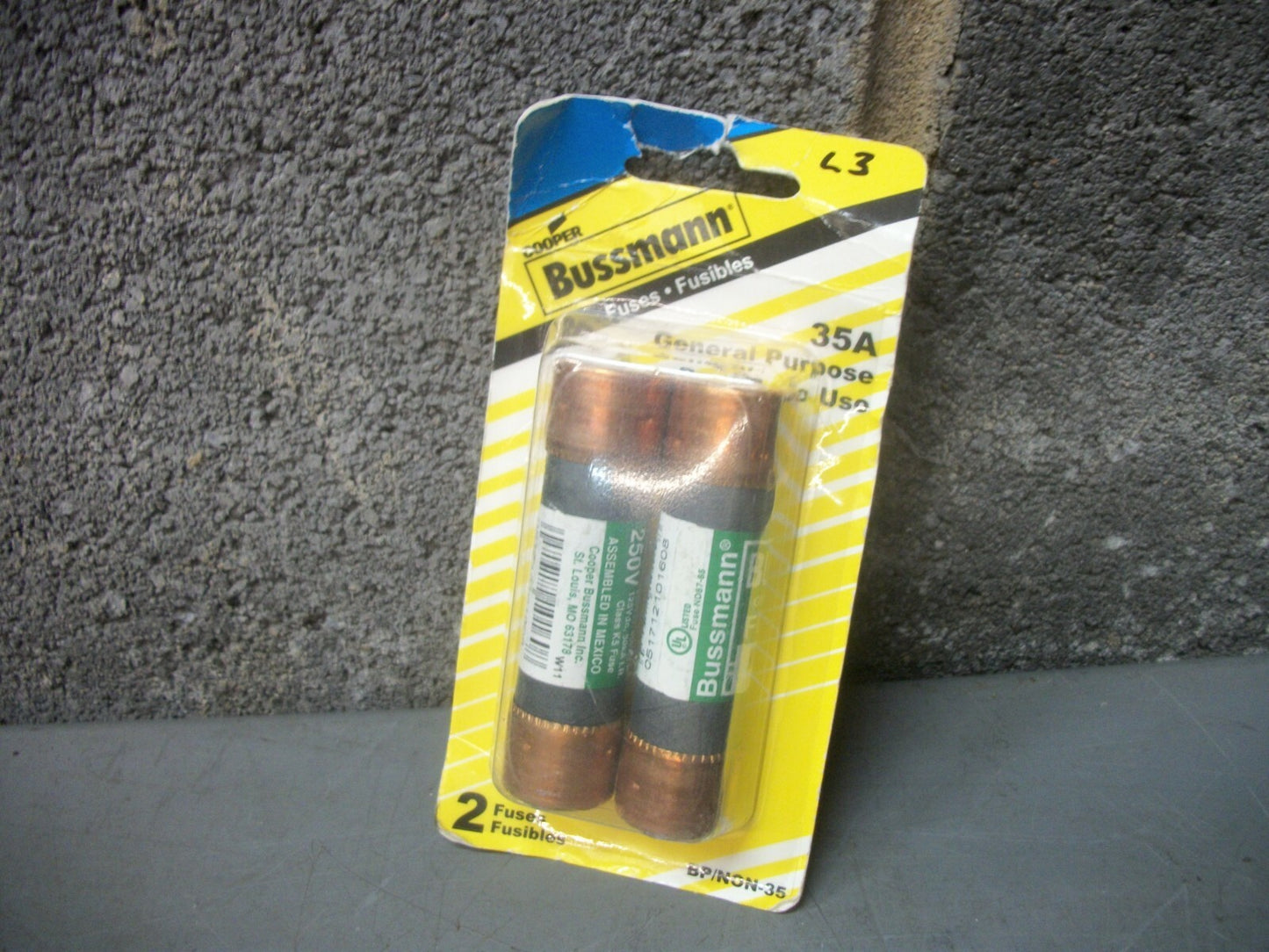 BUSSMANN 2-PACK ONE-TIME USE FUSES BP/NON35 35AMP 250VOLT NEW