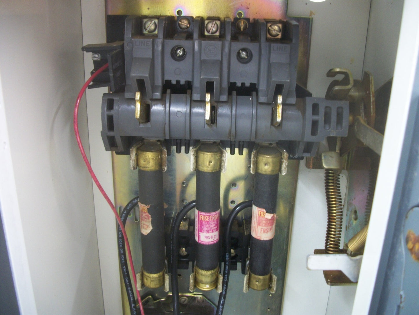 ALLEN-BRADLEY STARTER COMBO SIZE 1 TYPE 1 509-BOD 120VCOIL 30AMP FUSIBLE