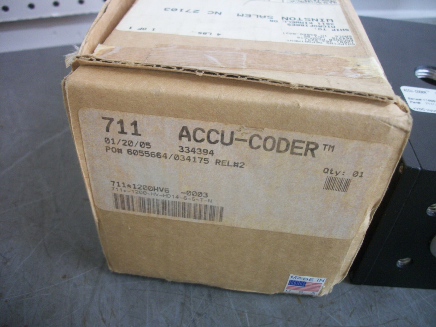 ACCU-CODER 711 INCREMENTAL SHAFT ENCODER UNIT 711-1200-HV-HD14-6-S-T-N NIB