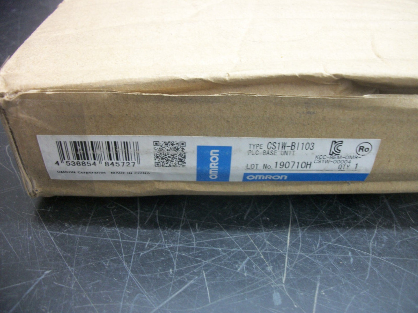 OMRON 10-SLOT PLC BASE UNIT CS1W-BI103 NIB
