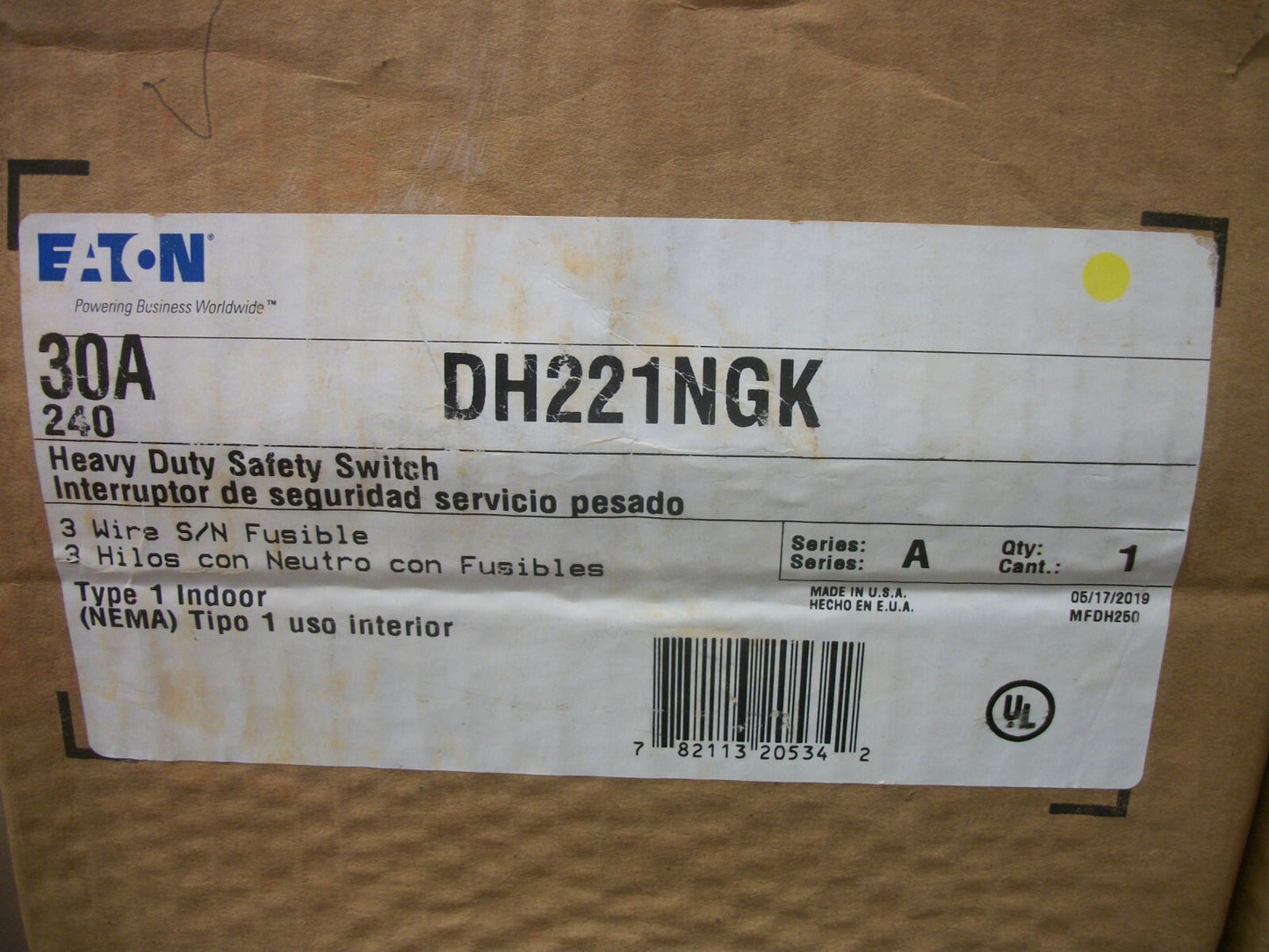 CUTLER-HAMMER DISCONNECT TYPE 1 DH221NGK 30AMP 240VOLT 2POLE FUSIBLE NIB