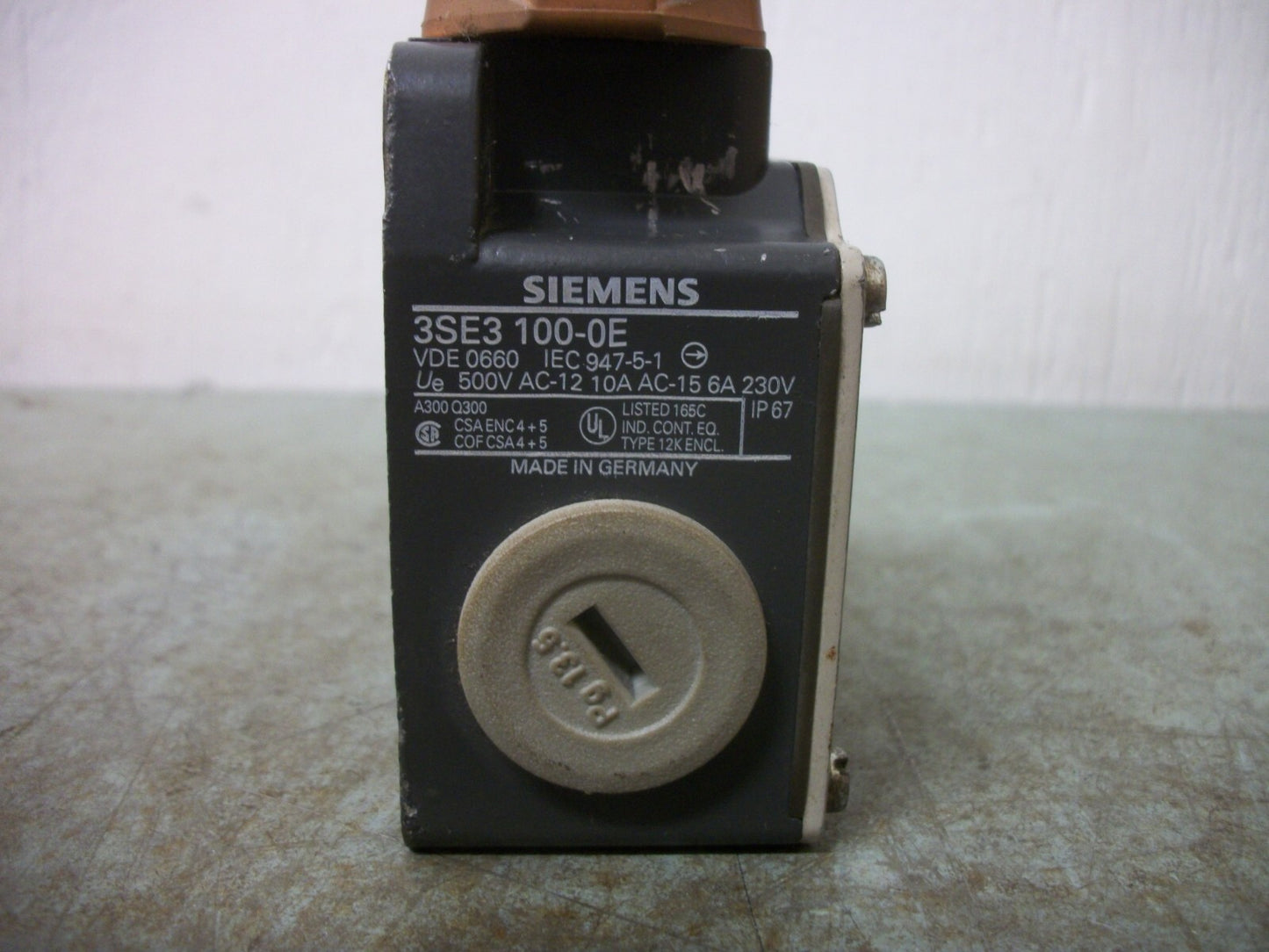 SIEMENS POSITION LIMIT SWITCH 3SE3100-0E