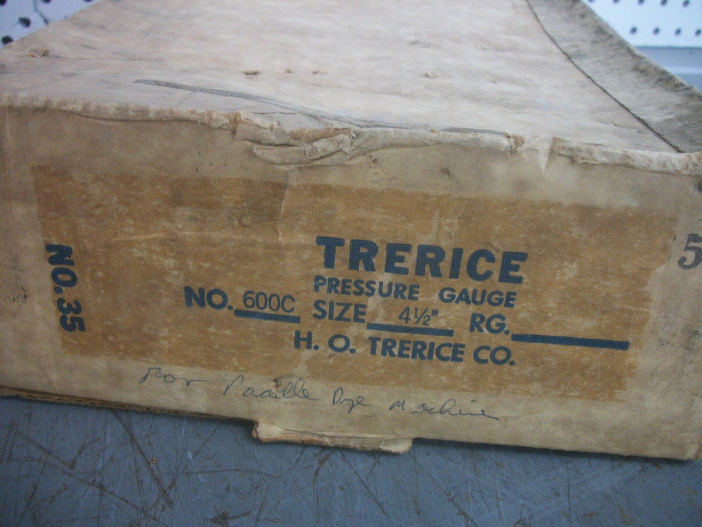 TRERICE 4-1/2" PRESSURE GAUGE 600C 30-240PSI NIB