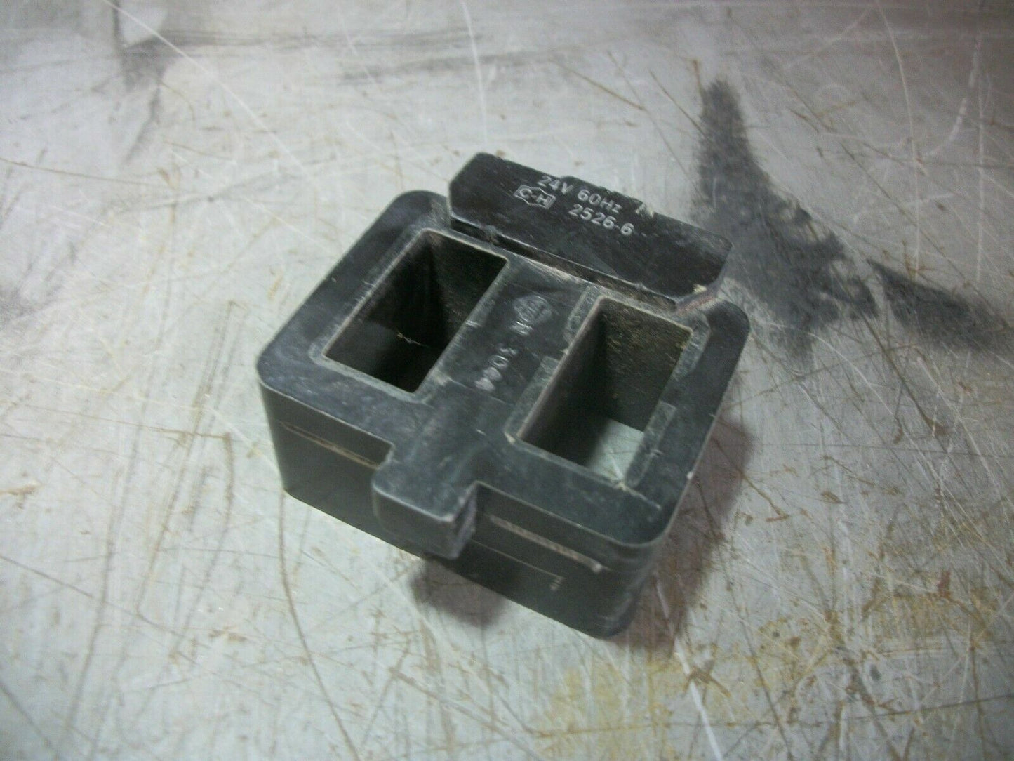 CUTLER-HAMMER STARTER COIL 9-2526-6 24