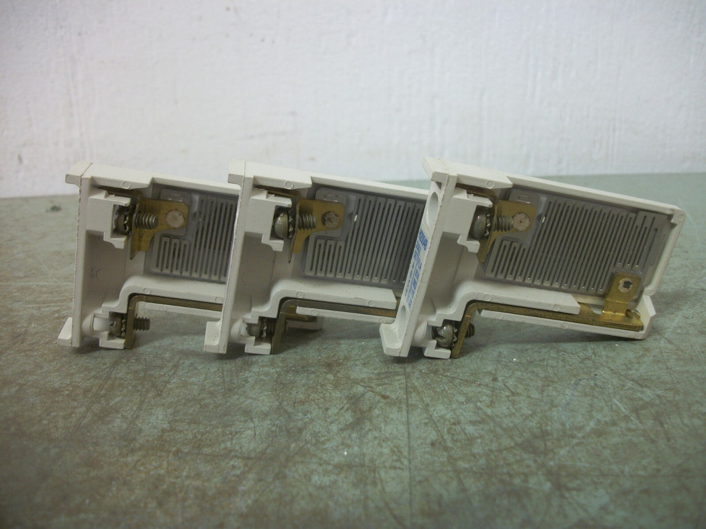 CUTLER-HAMMER LOT OF 3 FREEDOM SERIES OVERLOAD RELAY HEATERS H2004B
