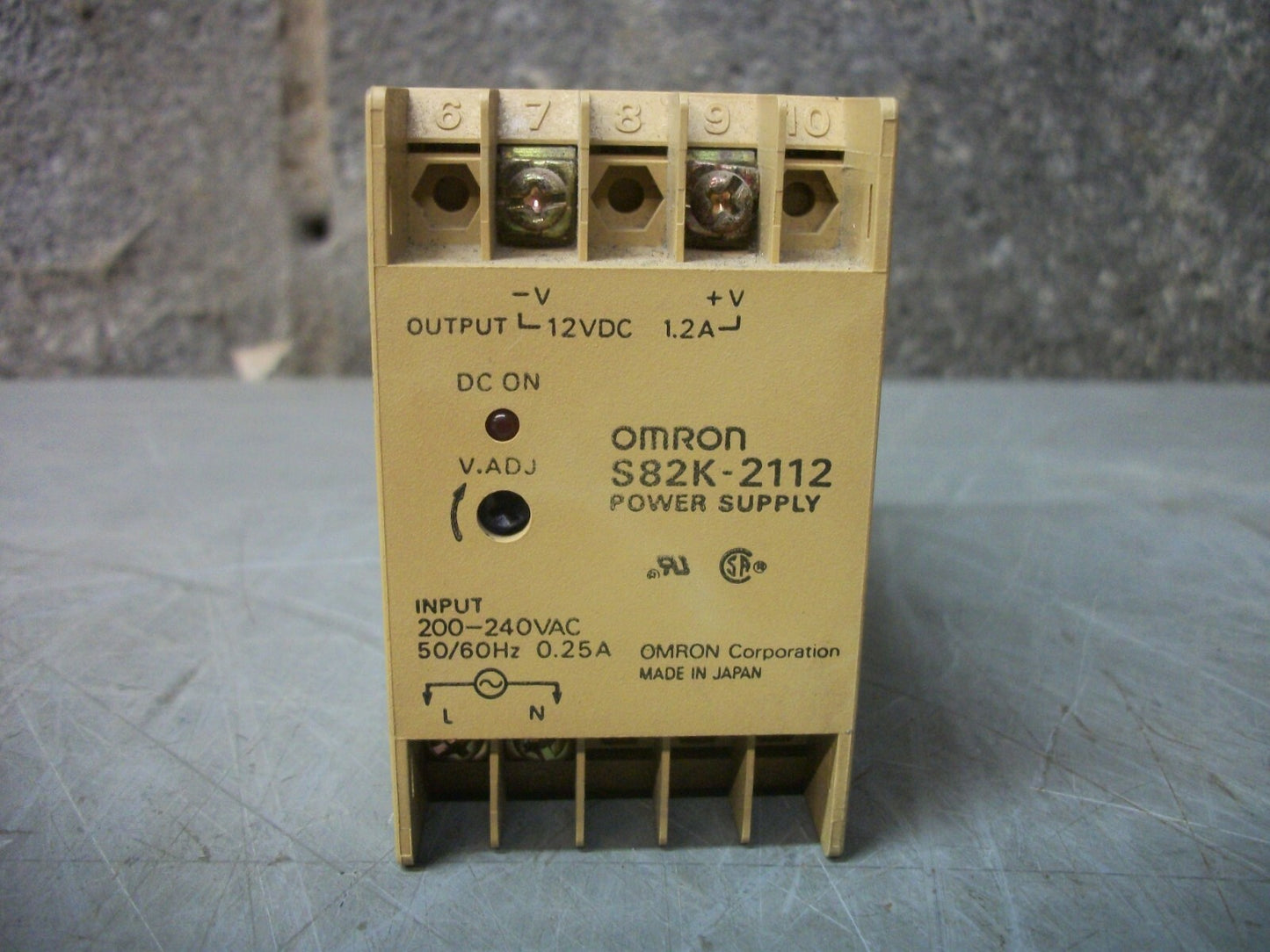 OMRON PLC POWER SUPPLY S82K-2112 12VDC 1.2AMP