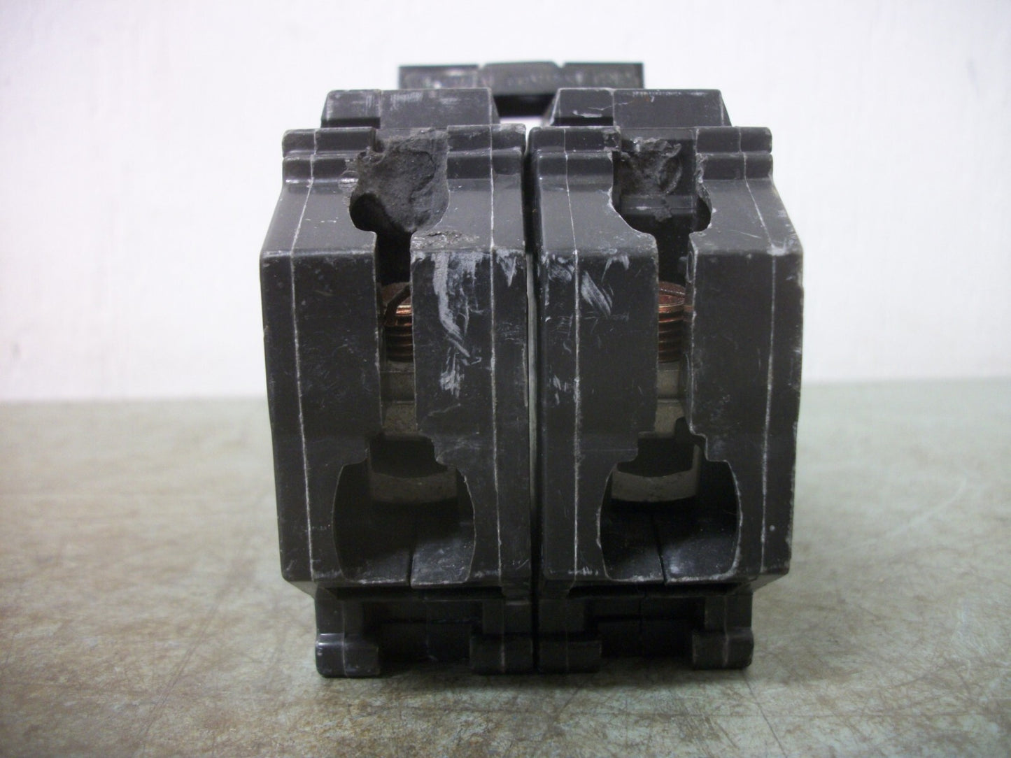 GE THQL CIRCUIT BREAKER THQL2160 60AMP 240VOLT 2POLE NOB