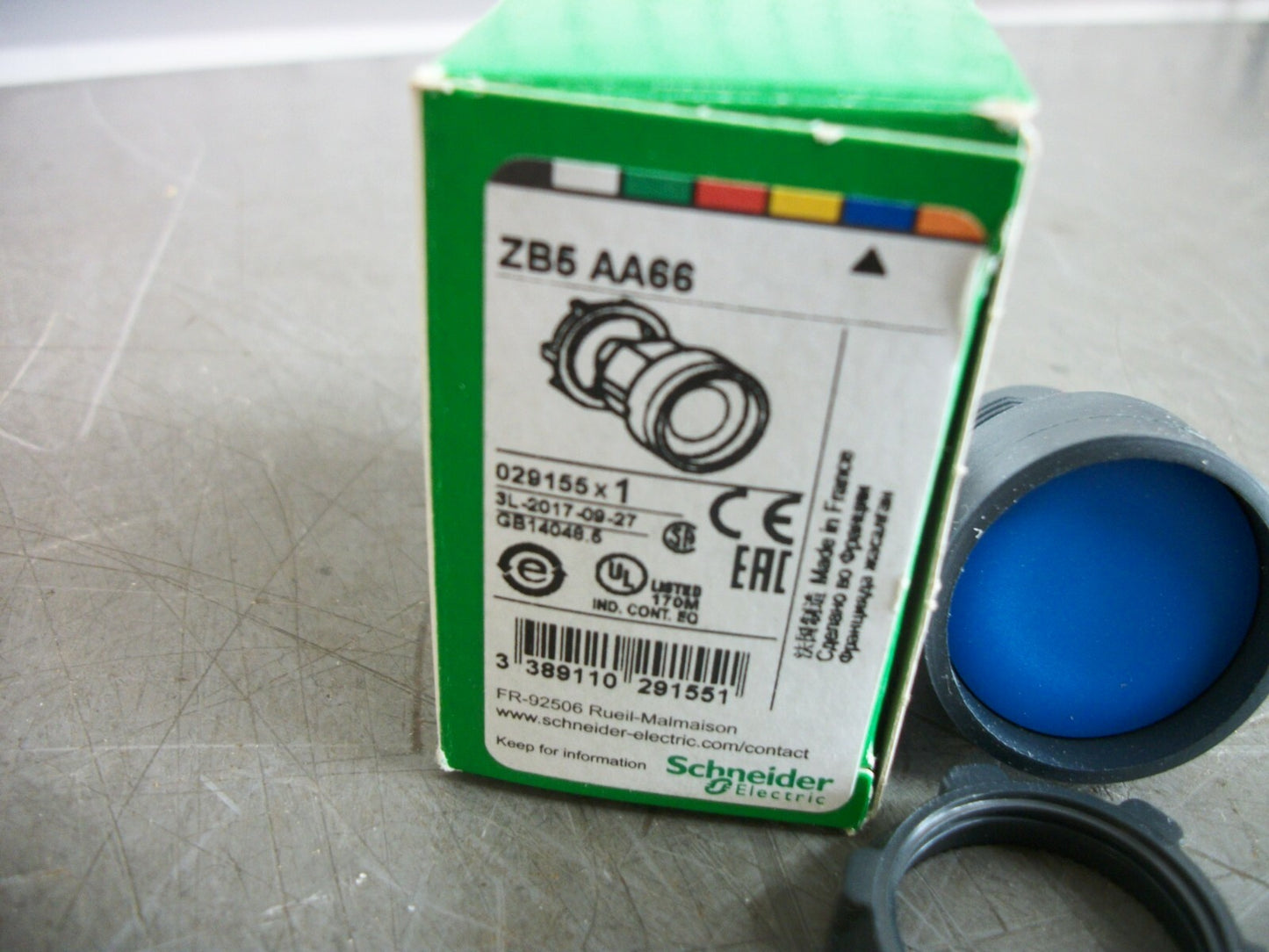 TELEMECANIQUE BLUE PUSHBUTTON ZB5AA66 NIB