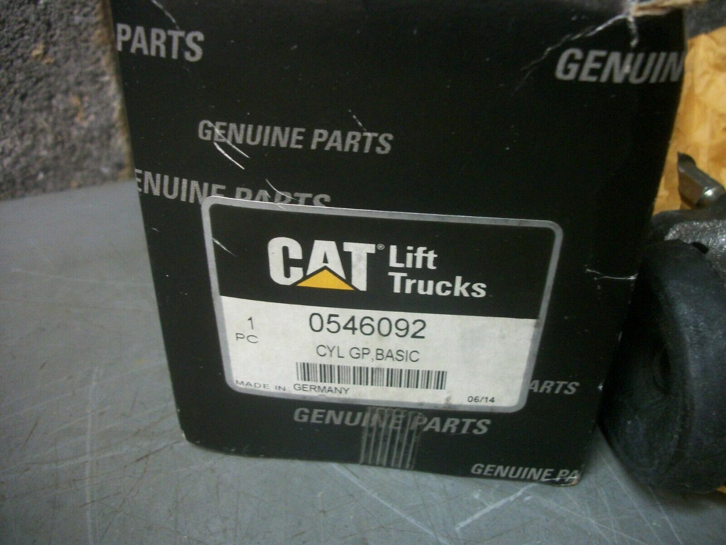 CAT BASIC GP WHEEL CYLINDER 0546092 NIB