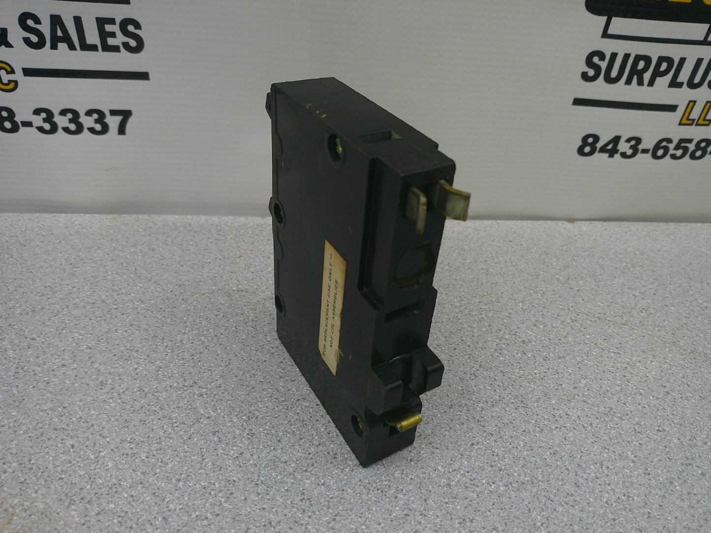 SQUARE D QOT TANDEM CIRCUIT BREAKER QOT3030 30AMP 240VOLT 2POLE TAB