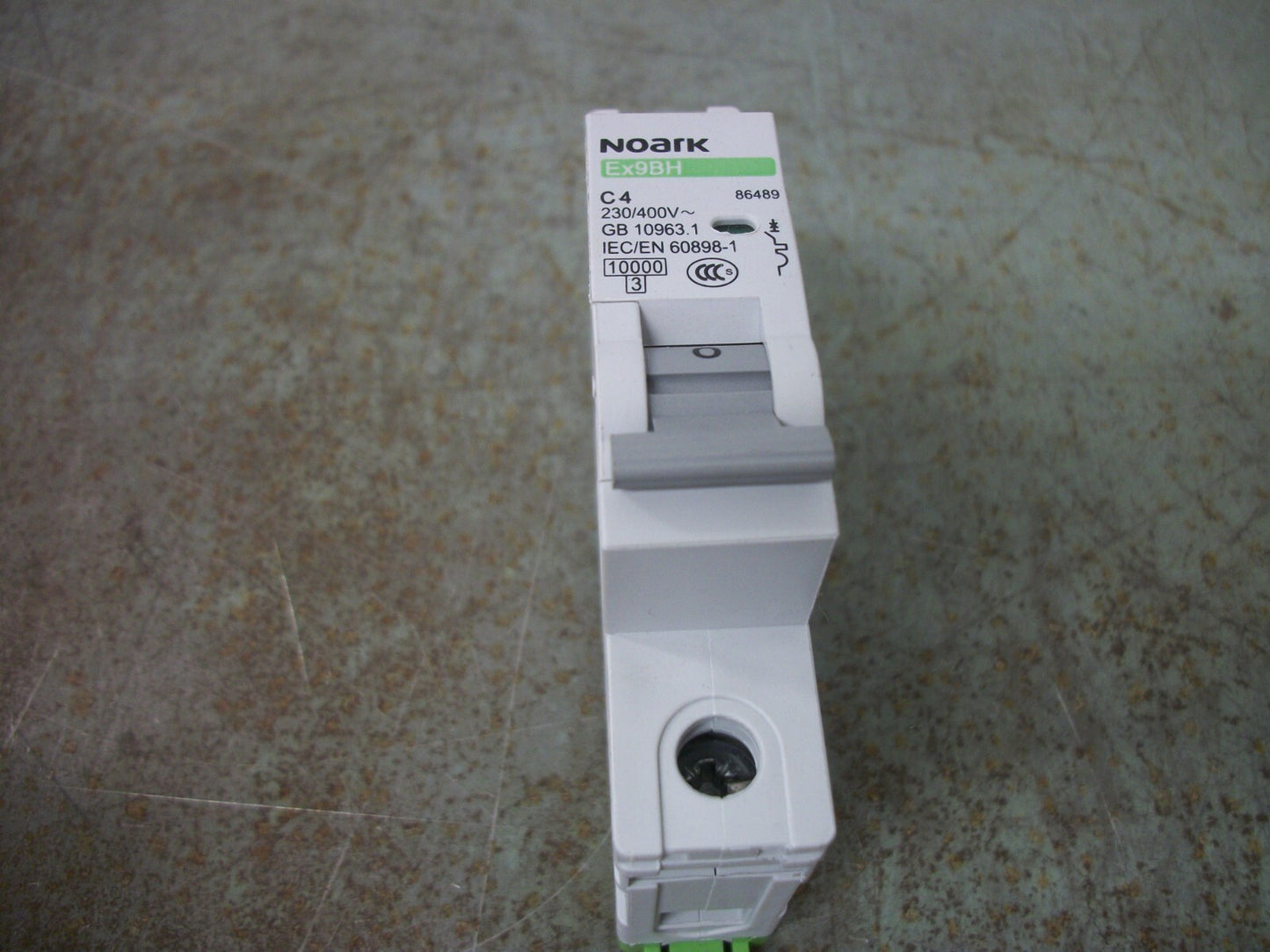 NOARK Ex9BH MINI CIRCUIT BREAKER C4 GB 10963.1 4AMP 400VOLT 1POLE