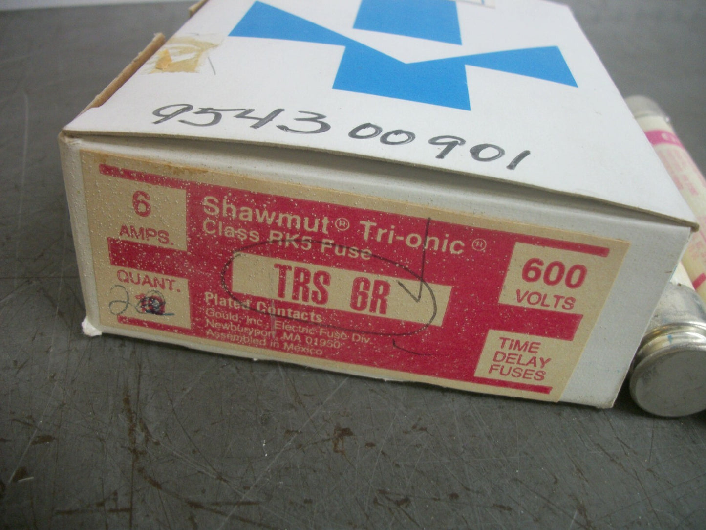 GOULD SHAWMUT BOX OF 2 TRI-ONIC FUSES TRS6R 6AMP 600VOLT NIB