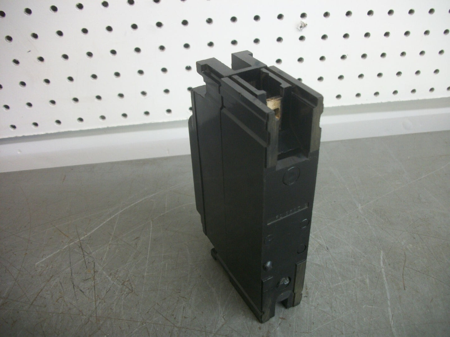 FEDERAL PACIFIC NEF CIRCUIT BREAKER NEF213020 20AMP 277VOLT 1POLE