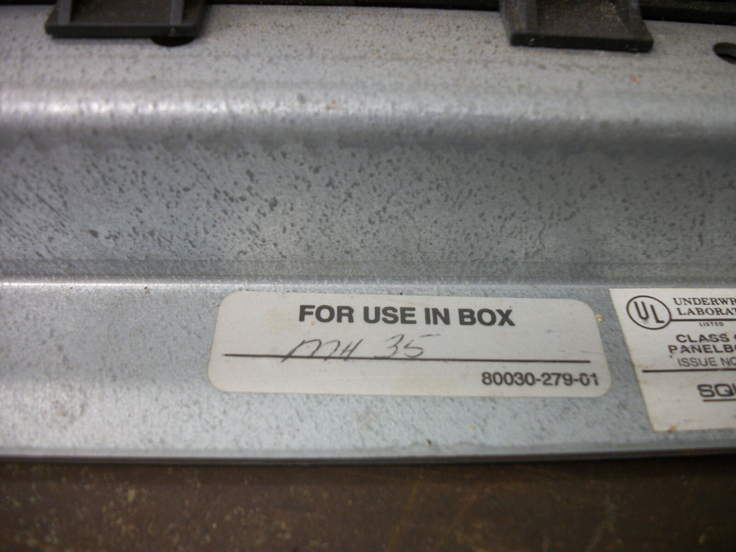 SQUARE D LOAD CENTER PANELBOARD INTERIOR ONLY FOR USE IN MH35 80030-279-01 3PH