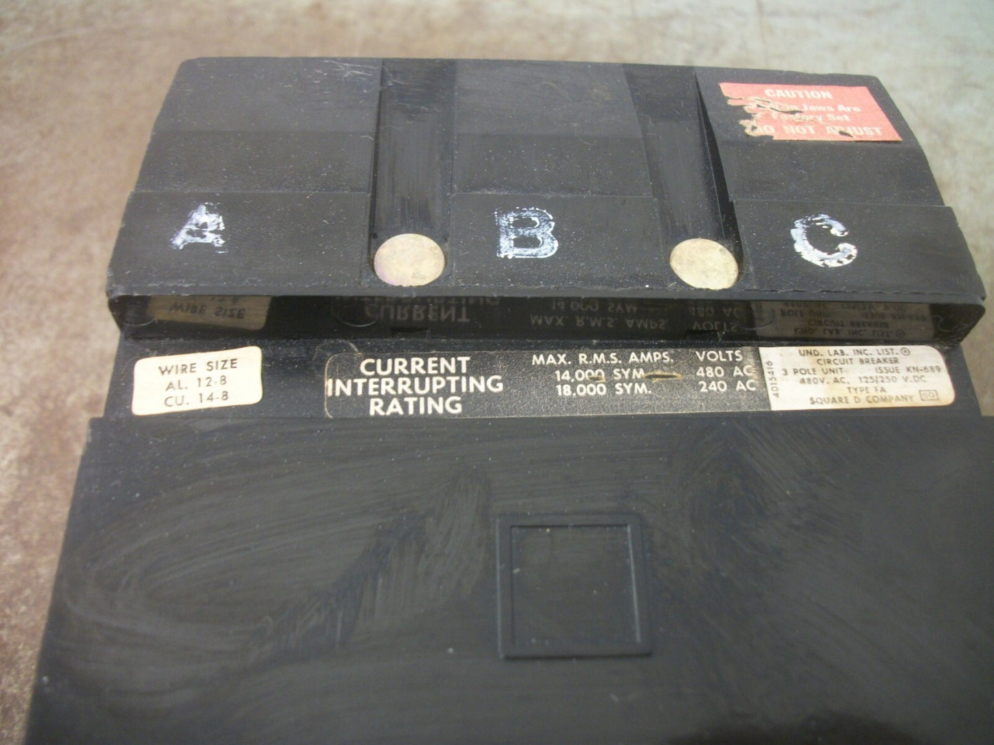 SQUARE D I-LINE FA CIRCUIT BREAKER FA34015 15AMP 480VOLT 3POLE BLACK