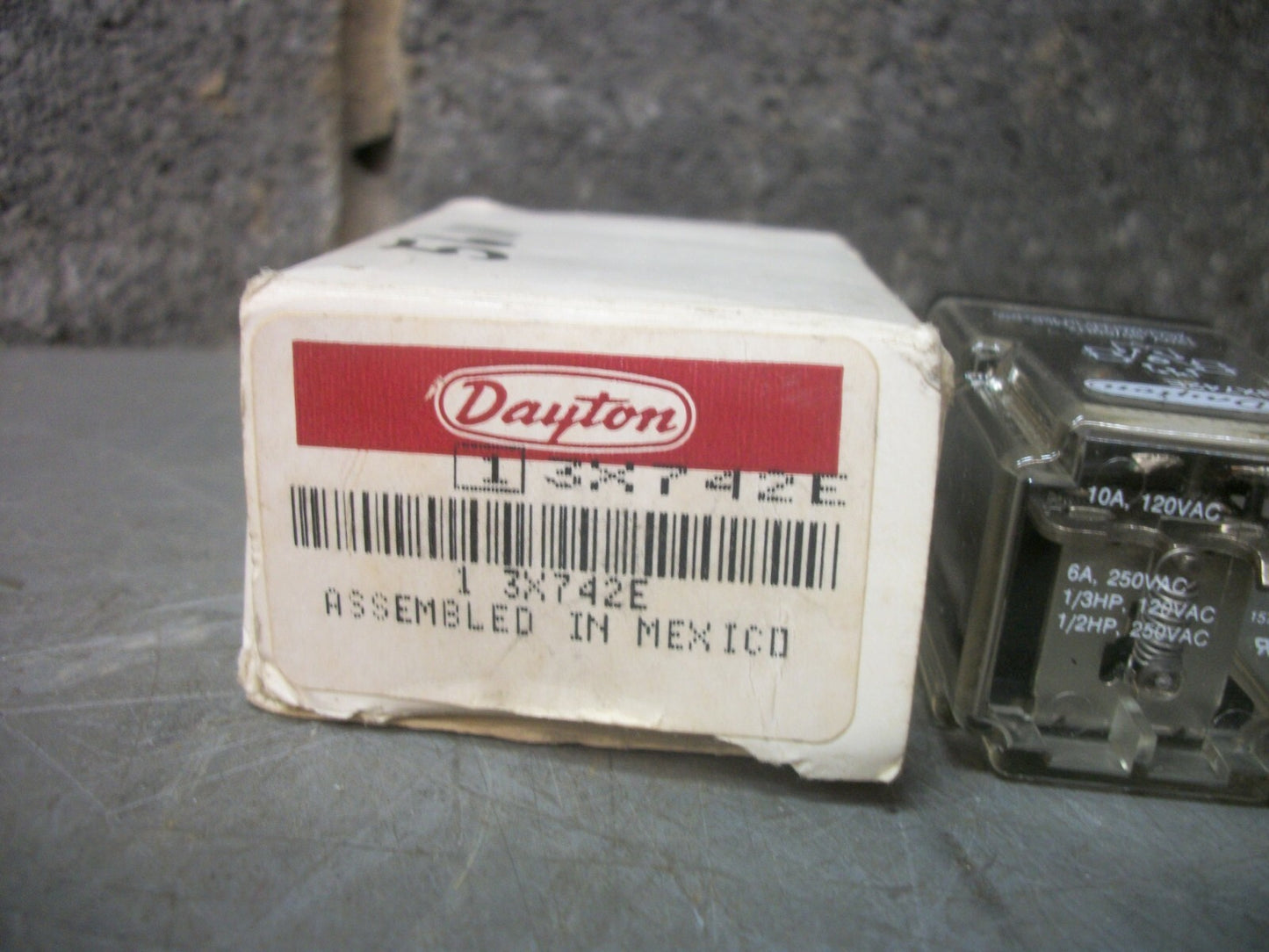 DAYTON RELAY 3X742E 120VCOIL NIB