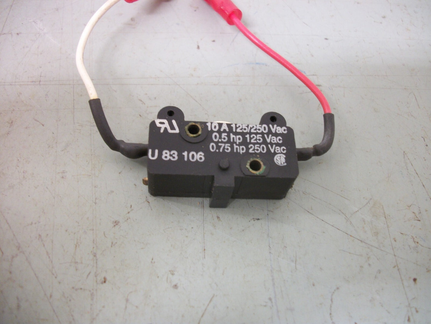 CROUZET MINI SNAP LIMIT SWITCH U83106 10AMP 125/250VAC