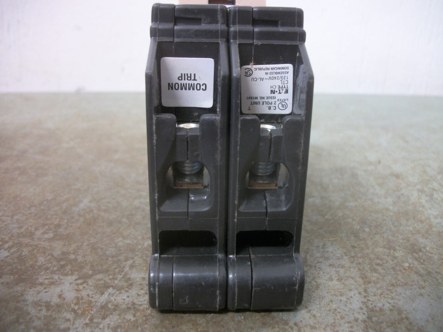 CUTLER-HAMMER CH CIRCUIT BREAKER CH260 60AMP 240VOLT 2POLE NOB