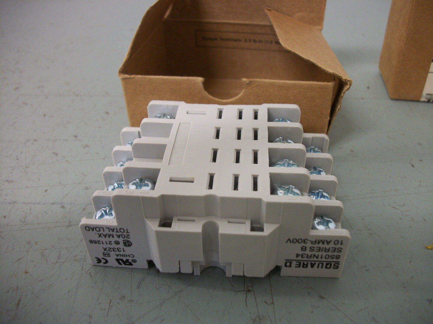 SQUARE D LOT OF 15 SERIES B 14-PIN RELAY SOCKET BASE 8501NR34 10AMP 300VOLT NIB