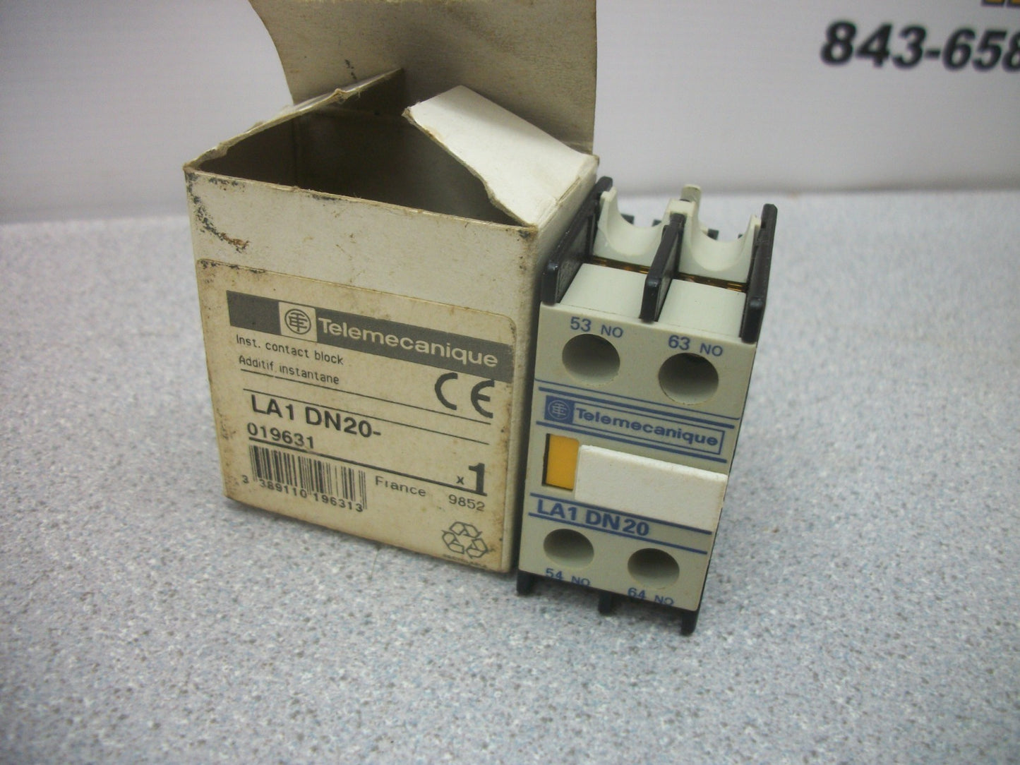 TELEMECANIQUE 2N.O. AUXILIARY CONTACT BLOCK LA1DN20 NIB