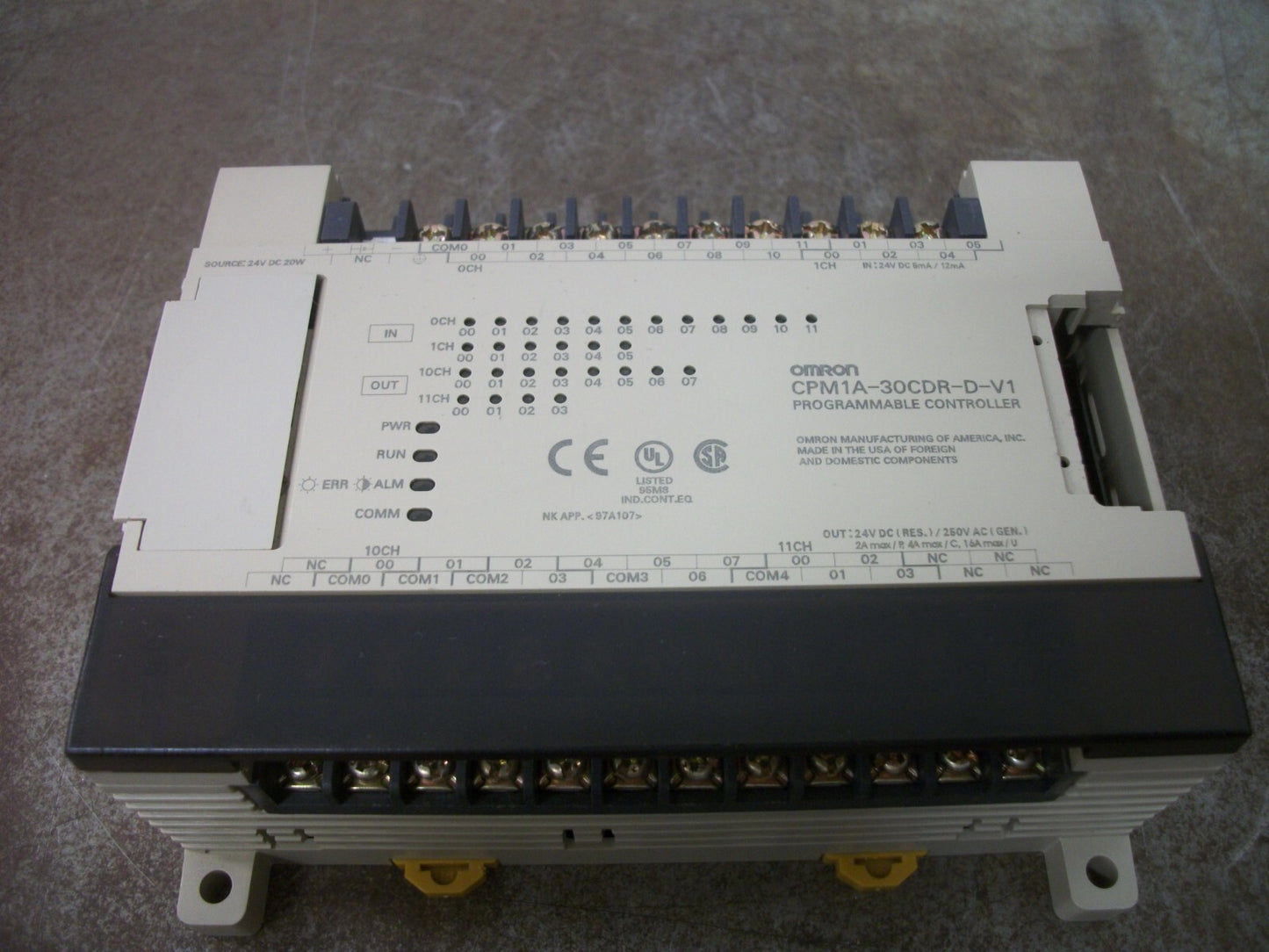 OMRON PLC UNIT CPM1A-30CDR-D-V1 MISSING COVERS