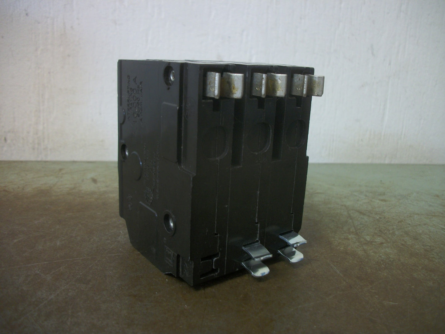SQUARE D QO CIRCUIT BREAKER QO350 50AMP 240VOLT 3POLE