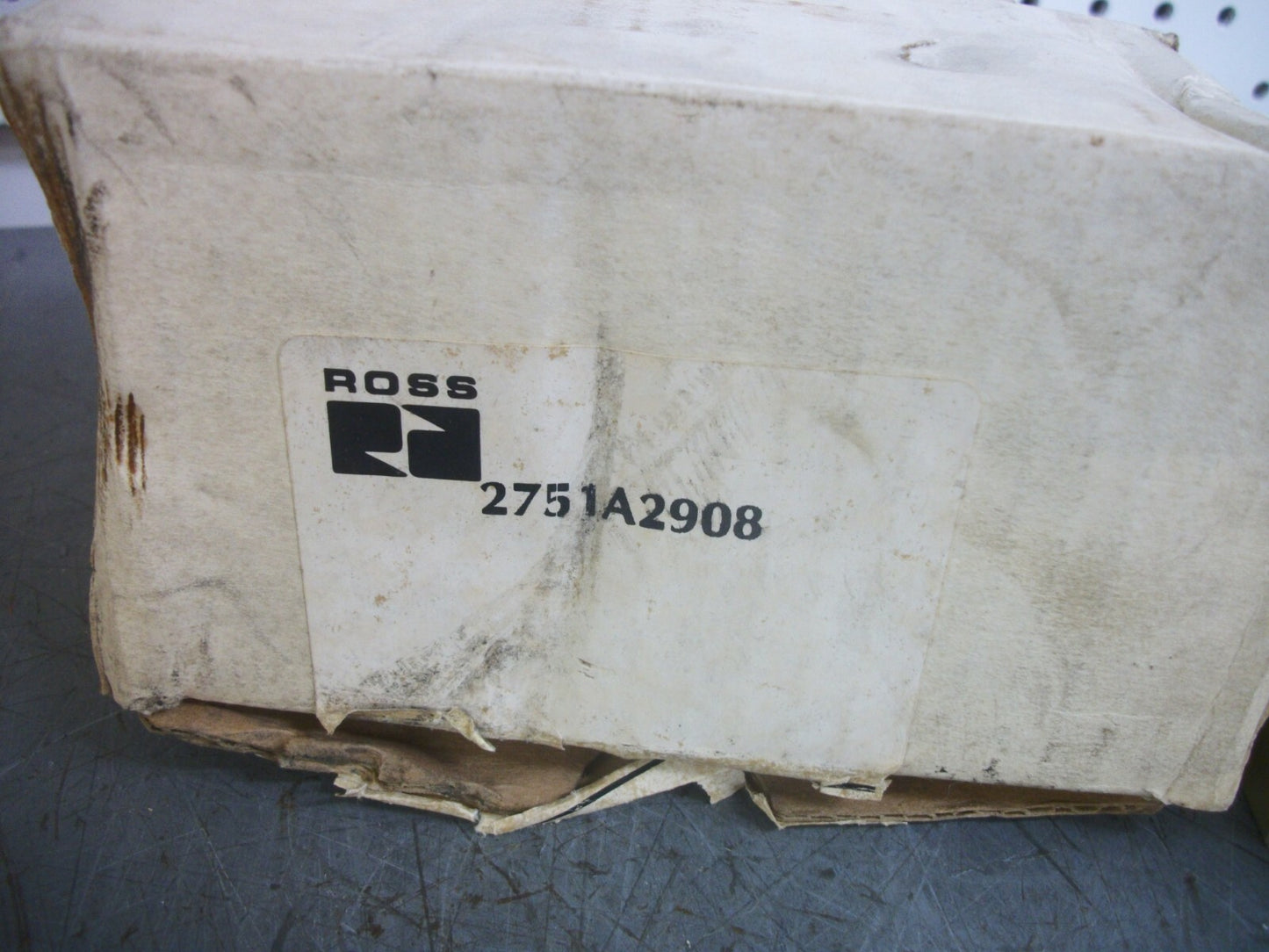 ROSS PNEUMATIC 1/4" SINGLE PILOT OPERATED CHECK VALVE 2751A2908 NIB