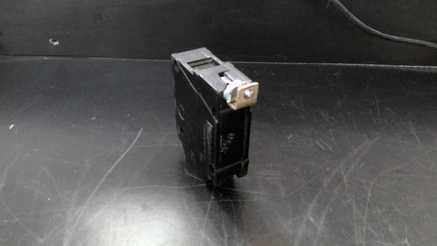 GE THQB CIRCUIT BREAKER THQB1130 30AMP 240VOLT 1POLE