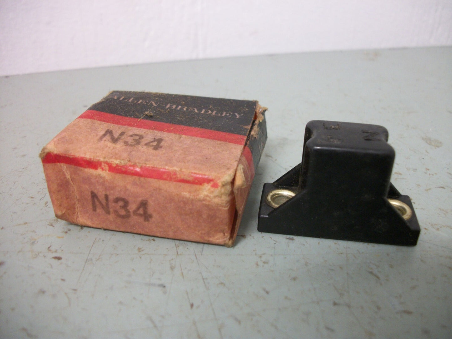 ALLEN-BRADLEY OVERLOAD RELAY THERMAL HEATER N34 NIB