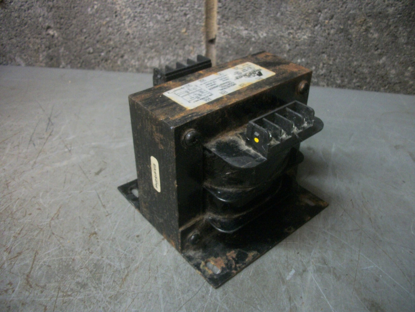 ACME 250VA 1PH TRANSFORMER TB-81003 HV 240X550 LV 90/120