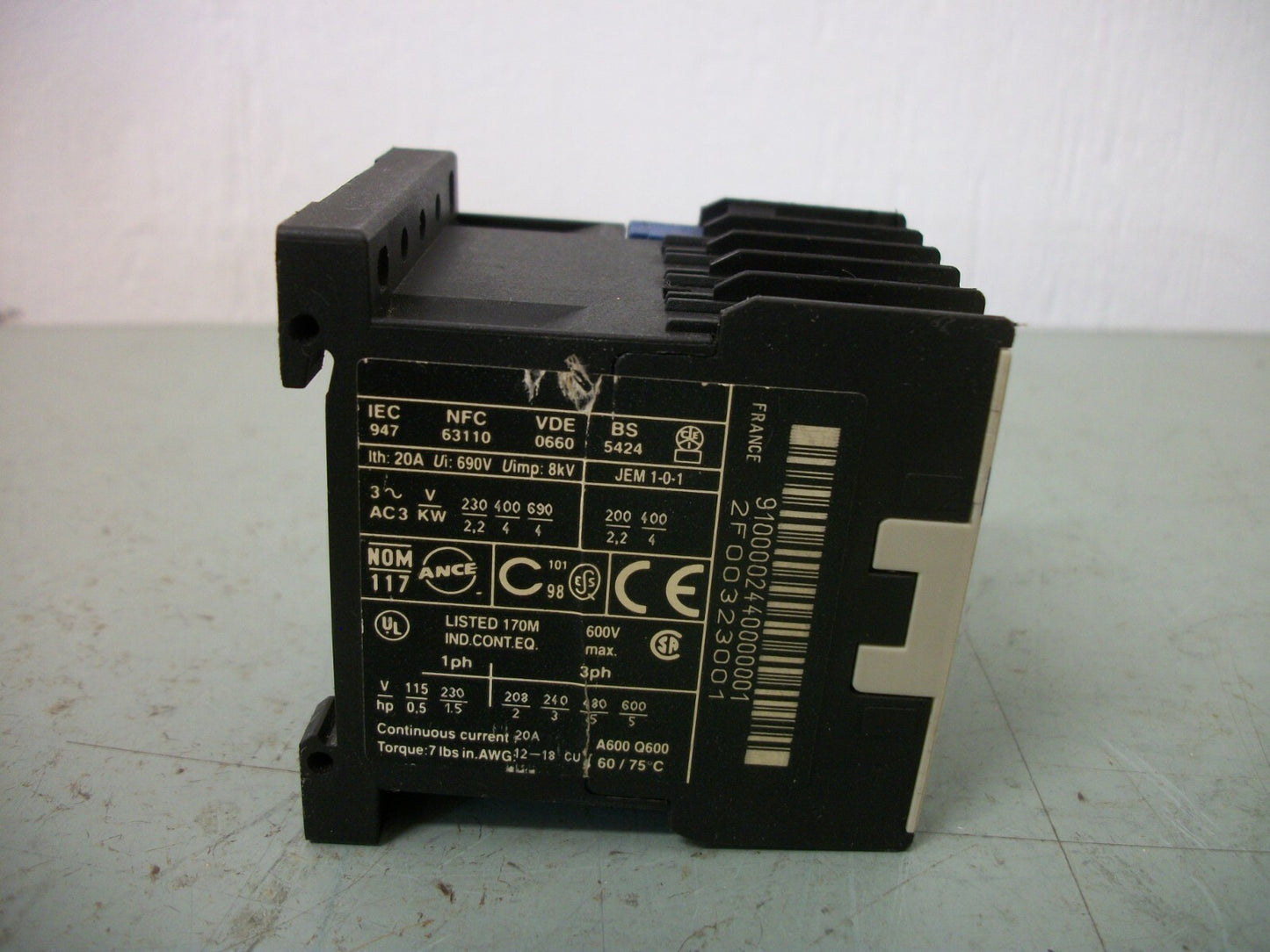 TELEMECANIQUE CONTACTOR LP1K0910BD 20AMP 24VCOIL 3PH 600V 5HP