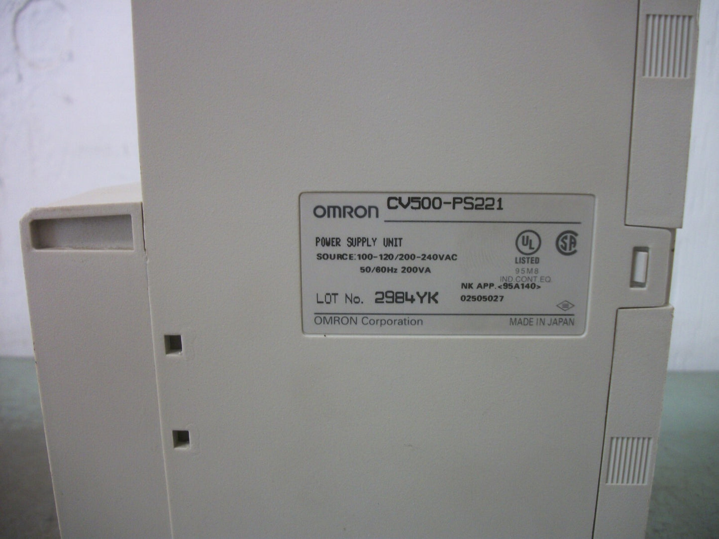 OMRON PLC POWER SUPPLY UNIT CV500-PS221 100-120/200-240VAC 200VA