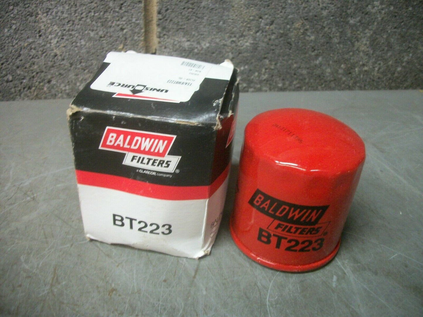 BALDWIN OIL FILTER BT223 NIB