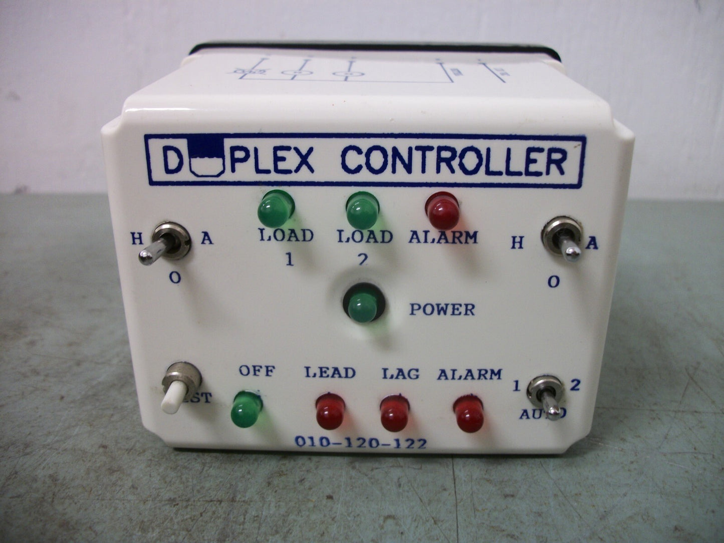 MPE DUPLEX PUMP CONTROLLER 010-120-122 INPUT 120VAC OUTPUT 120VAC 180VA 2.5A NOB