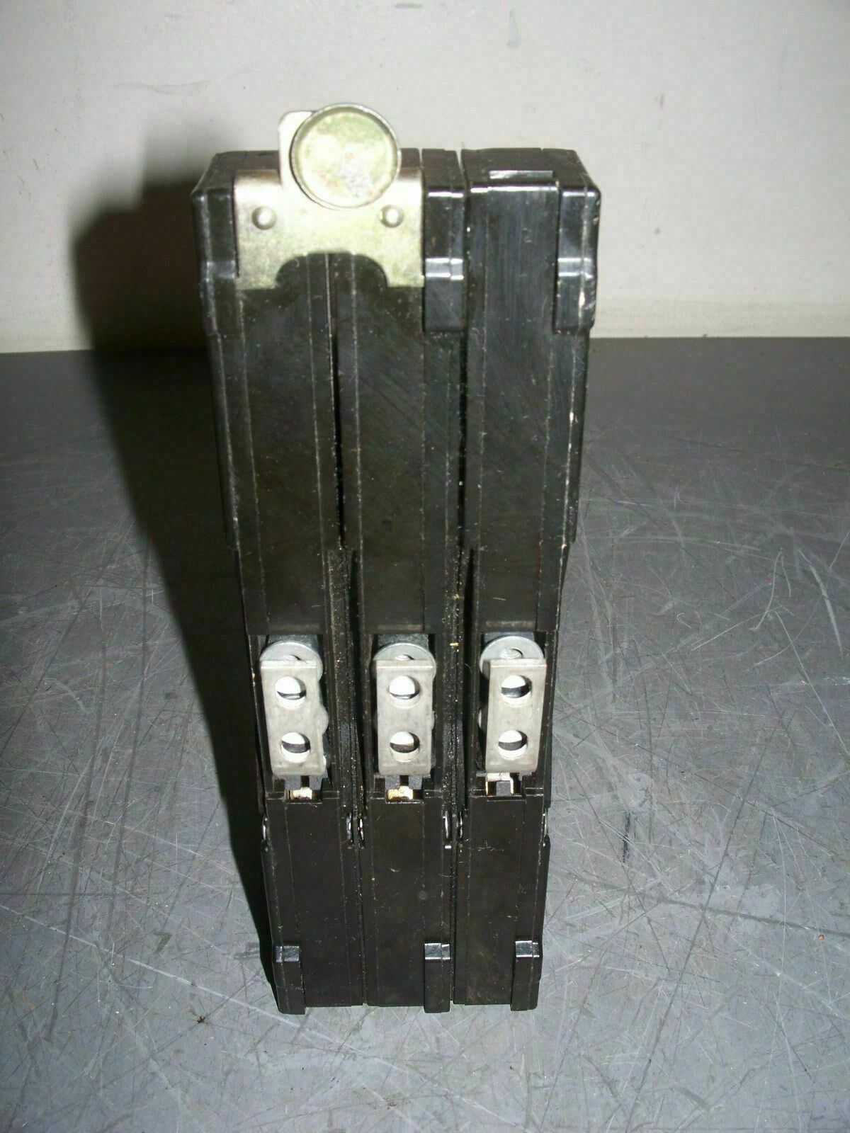 CUTLER-HAMMER CHB CIRCUIT BREAKER CHB2100 CHB290 90AMP 240VOLT 3POLE