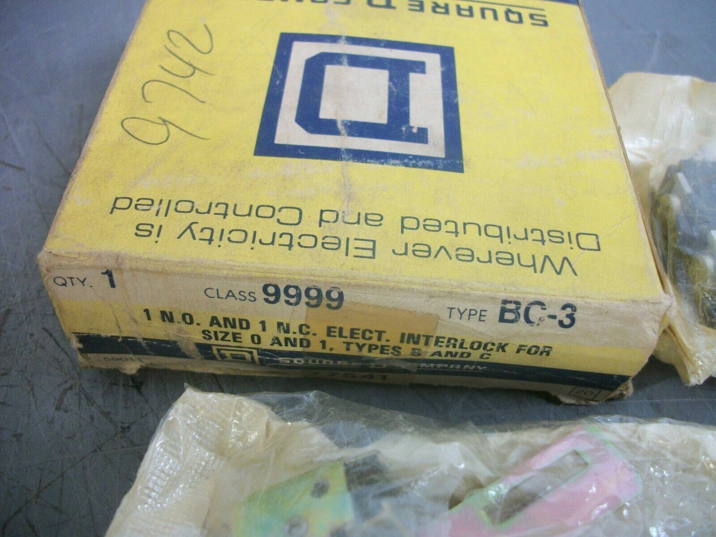 SQUARE D 1N.O. 1N.C. ELECTRICAL INTERLOCK FOR SIZE 0,1 9999BC3 NIB