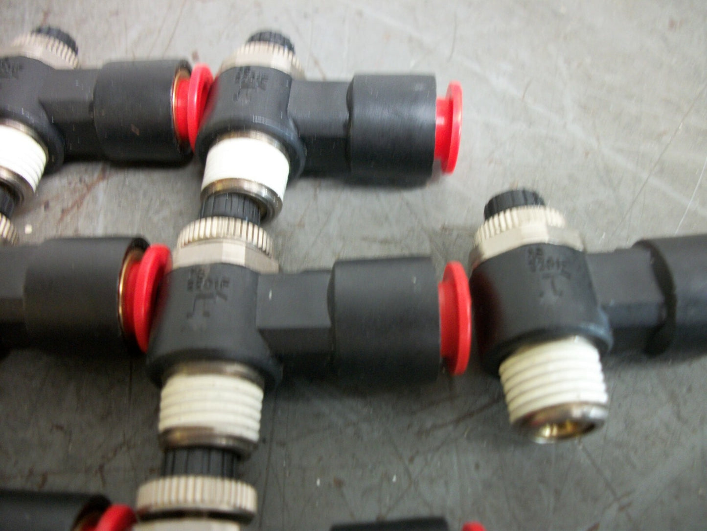 SMC LOT OF 7 3/8" PUSH TO CONNECT SPEED CONTROL VALVES AS2201F BLACK NOB