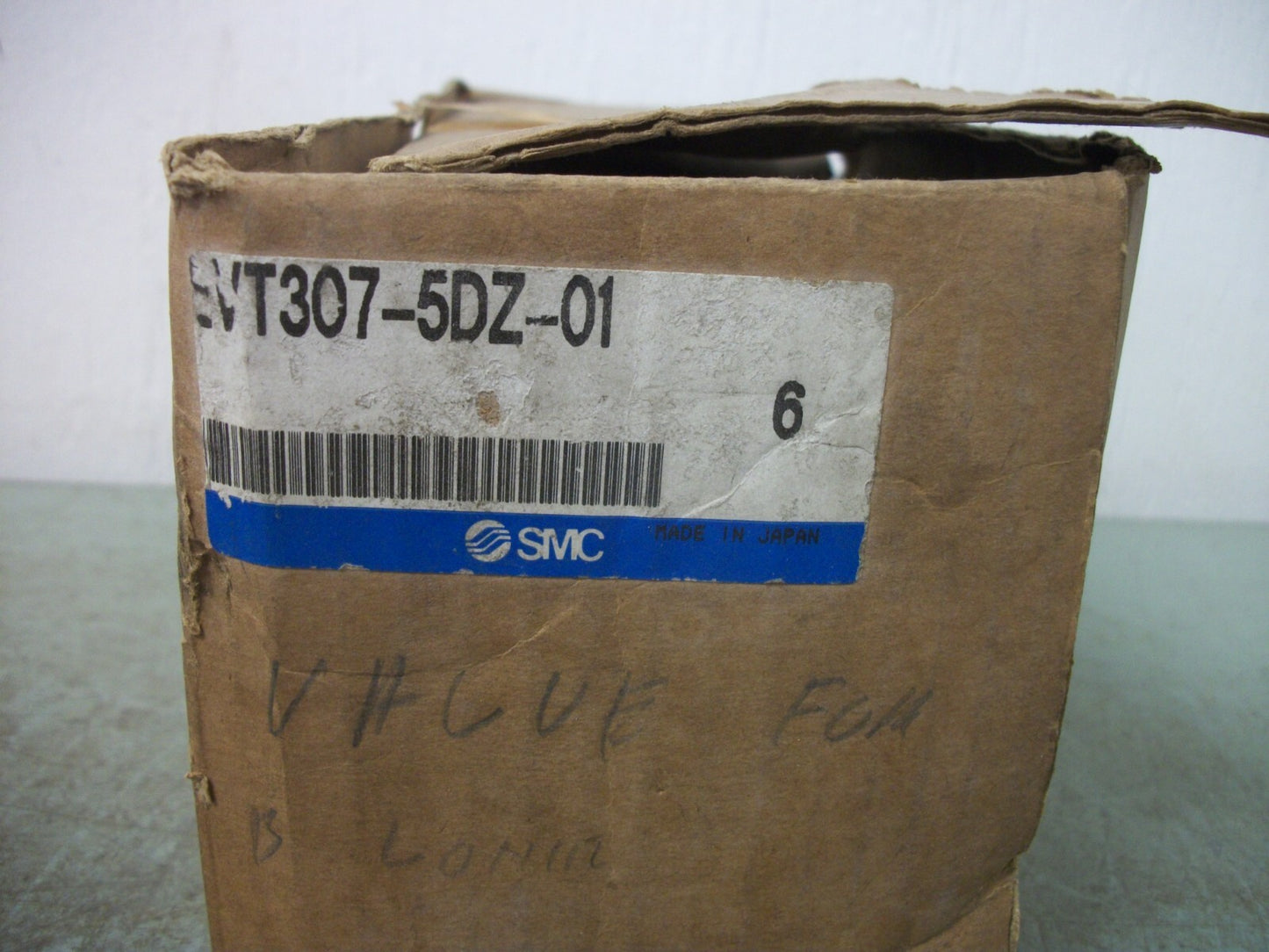 SMC PNEUMATIC SOLENOID VALVE EVT307-5DZ-01 0-0.9MPa 24VCOIL NOB