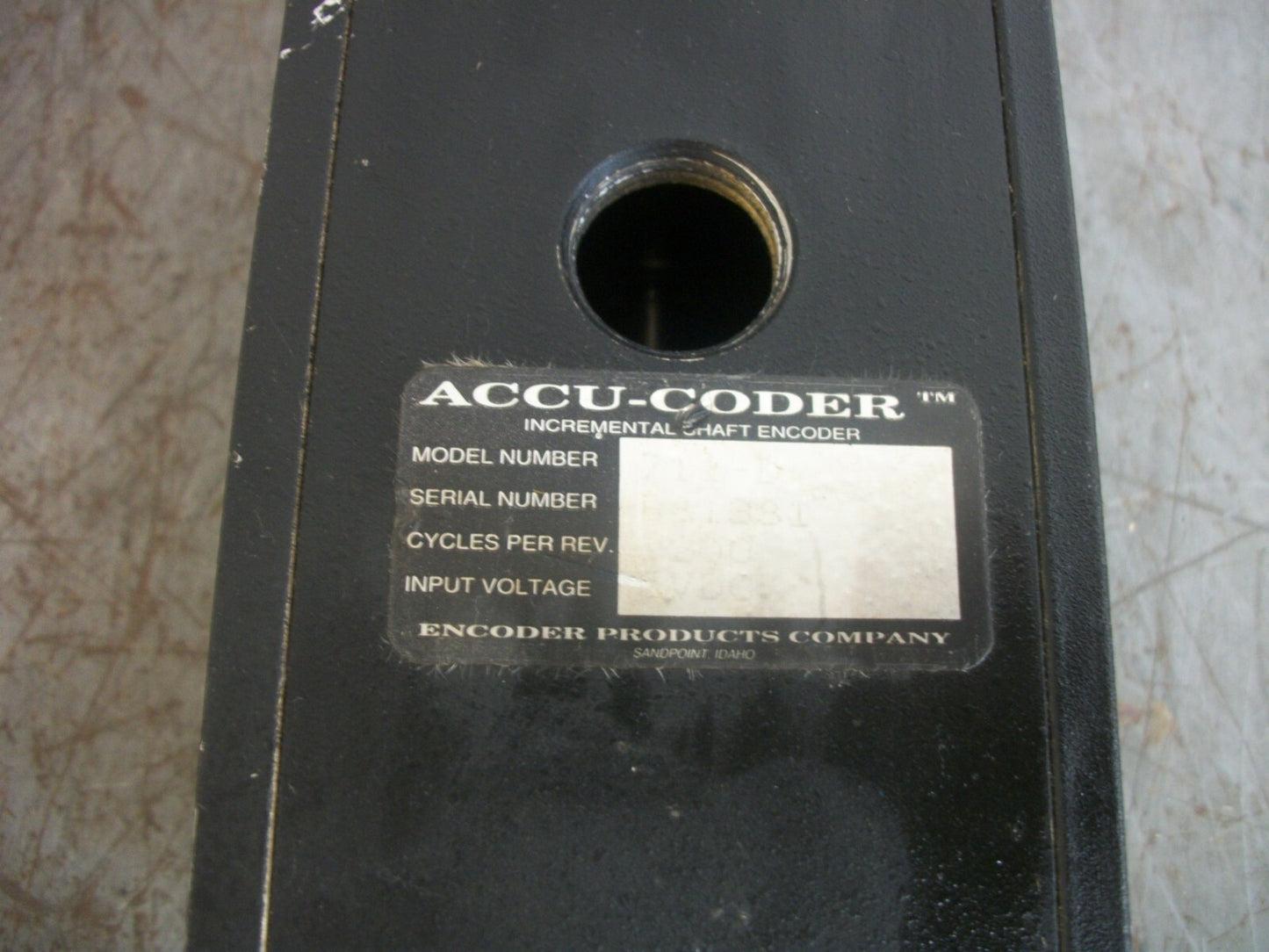 ENCODER PRODUCTS ACCU-CODER INCREMENTAL SHAFT ENCODER 711-D 1200 CYCLES 5VDC