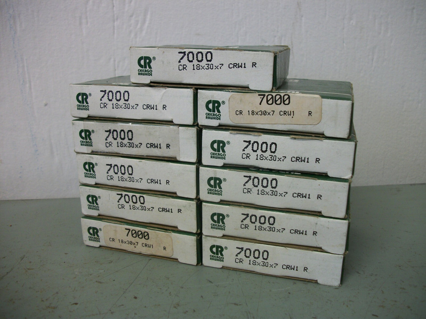 CHICAGO RAWHIDE LOT OF 11 CR 18X30X7 CRW1 R OIL SEALS 7000 NIB