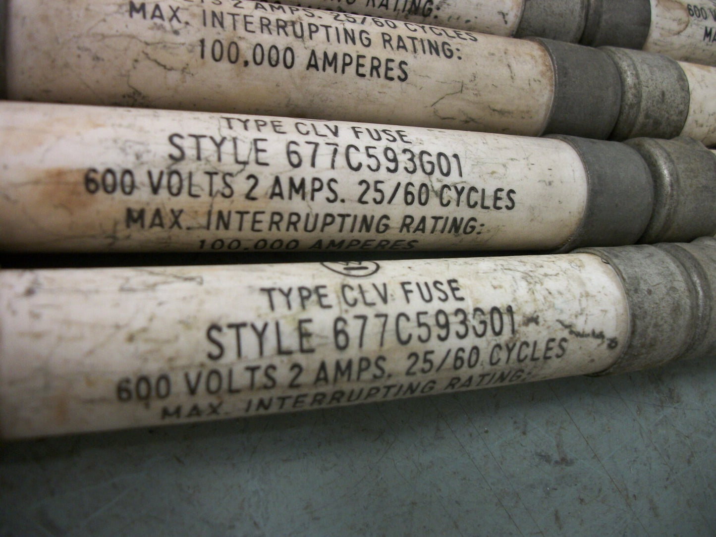 WESTINGHOUSE LOT OF 8 CLV FUSES 677C593G01 2AMP 600VOLT NOB