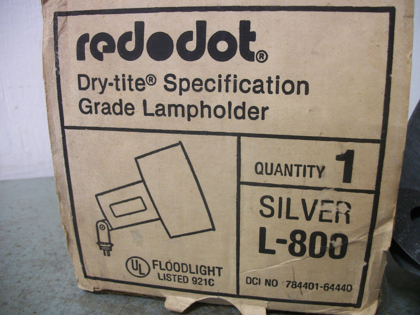 RED DOT SILVER CONTEMPORARY LAMPHOLDER L-800 NIB