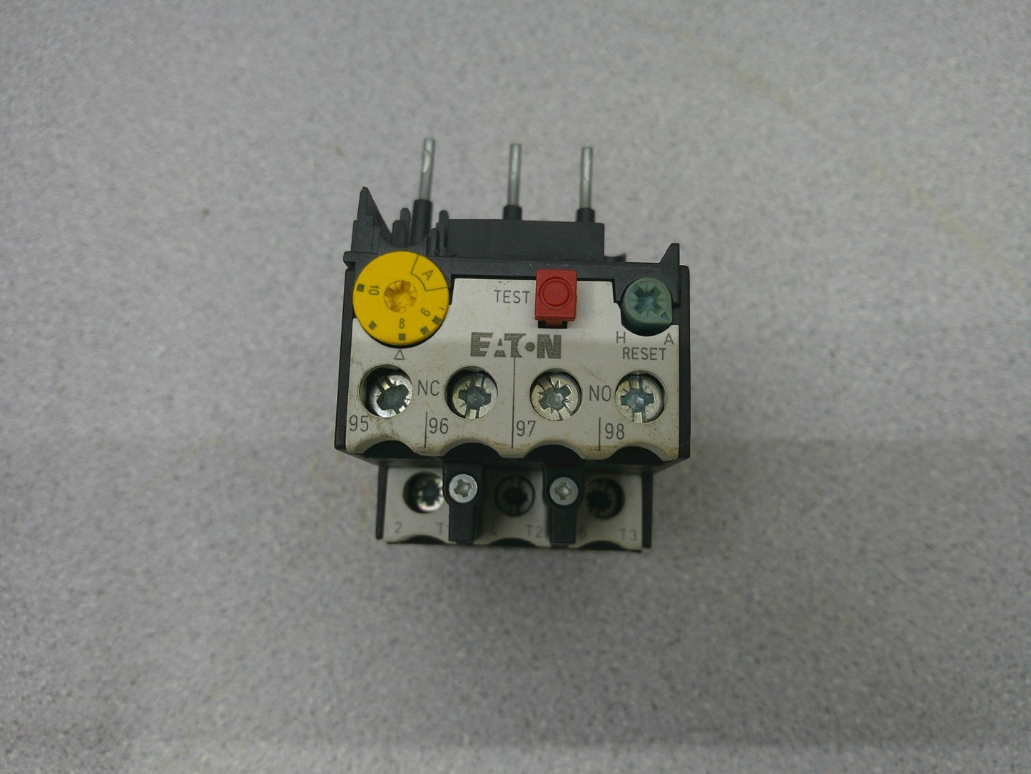 CUTLER-HAMMER THERMAL OVERLOAD RELAY XTOB010CC1DP 6-10AMP