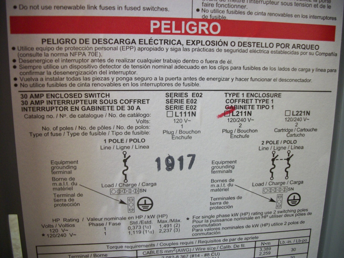 SQUARE D DISCONNECT TYPE 1 L211N 30AMP 240VOLT 2POLE FUSIBLE NOB