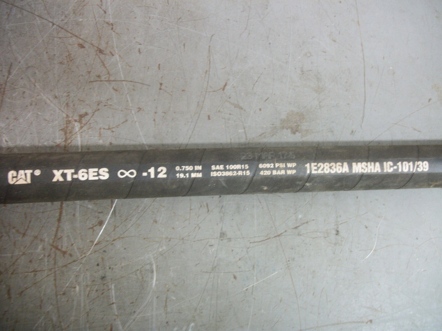 CAT XT-6ES 0.750" HOSE ASSEMBLY 1E2836A 6092PSI 420BAR SAE 100R15 NOB