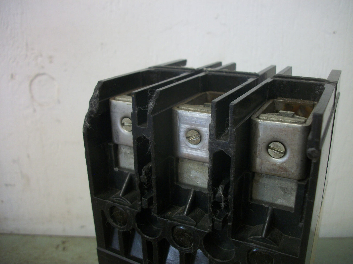 WESTINGHOUSE KB CIRCUIT BREAKER KB3250F 250AMP 600VOLT 3POLE W/150A TRIP CHIPPED