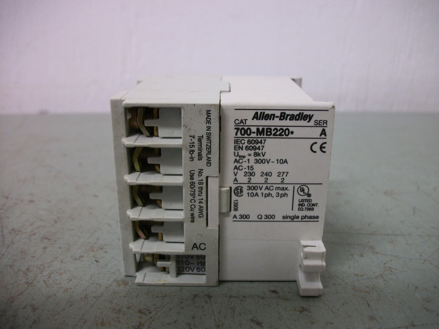 ALLEN-BRADLEY CONTROL RELAY 700-MB220* 10AMP 120VCOIL