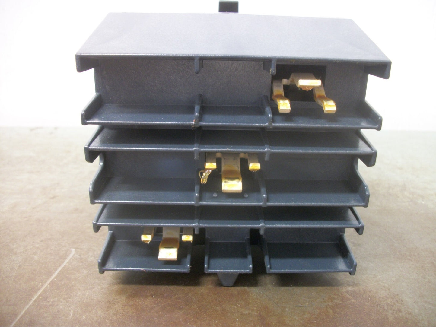 SQUARE D POWERPACT I-LINE BG CIRCUIT BREAKER BGA36015 15AMP 600VOLT 3POLE